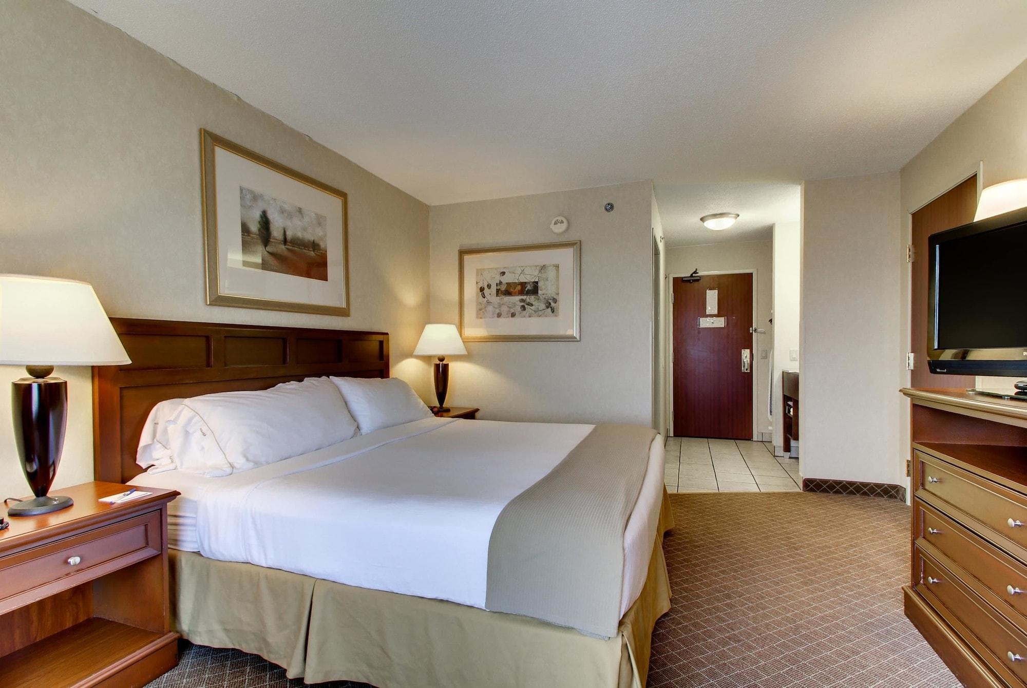 Baymont By Wyndham Kirksville University Area Exterior photo