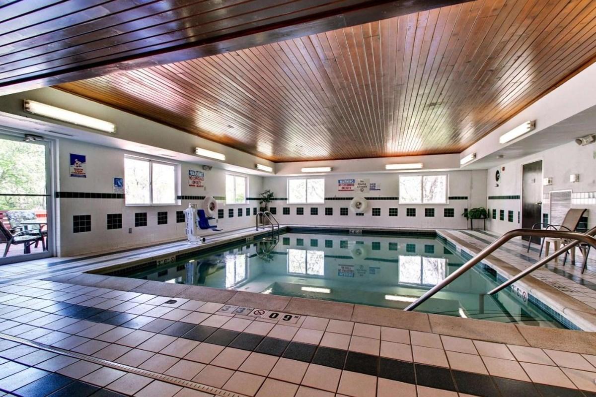 Baymont By Wyndham Kirksville University Area Exterior photo