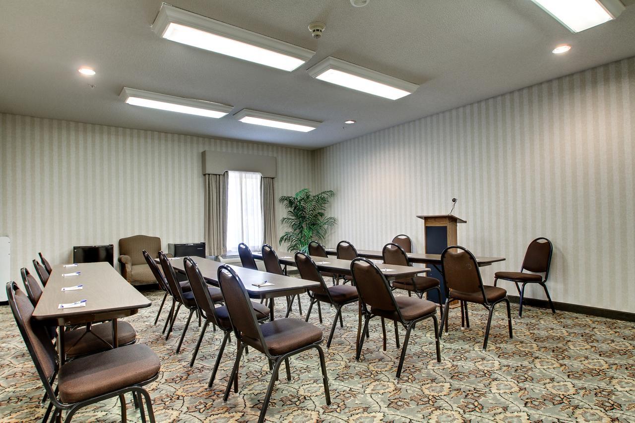 Baymont By Wyndham Kirksville University Area Exterior photo
